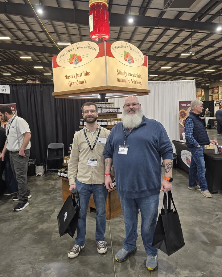 Mohawk Harvest Cooperative Market