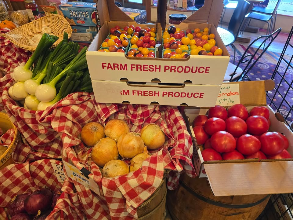 Mohawk Harvest Cooperative Market