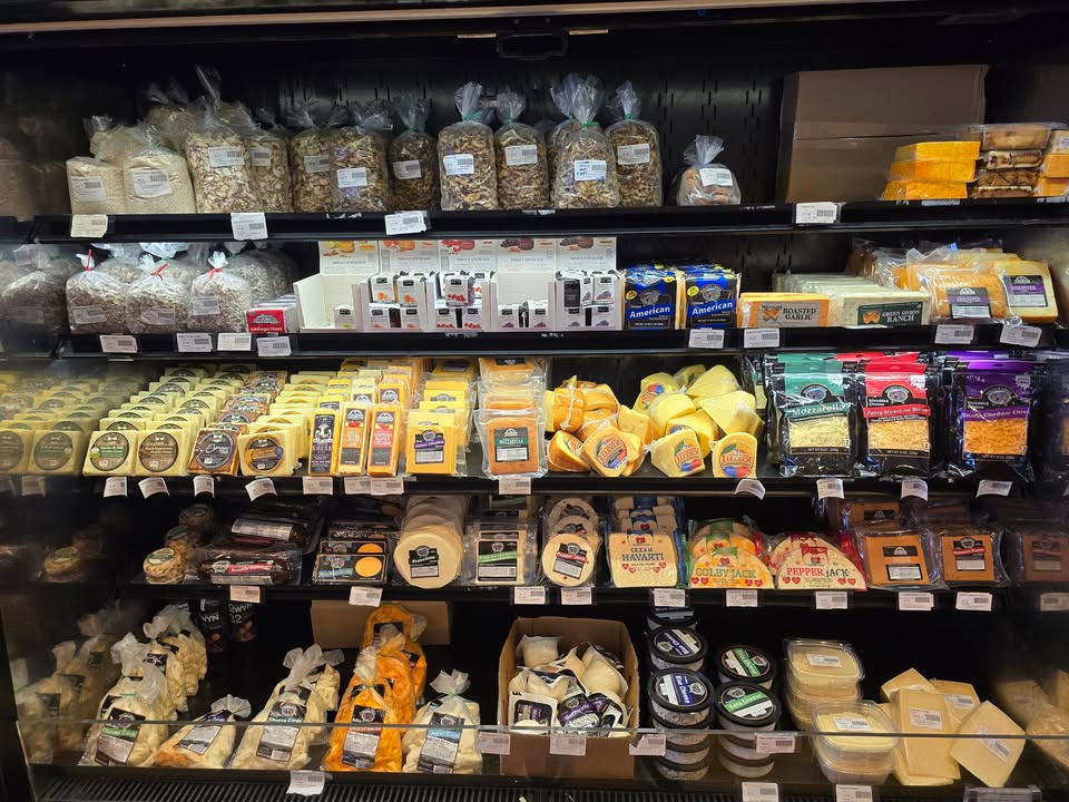 Mohawk Harvest Cooperative Market