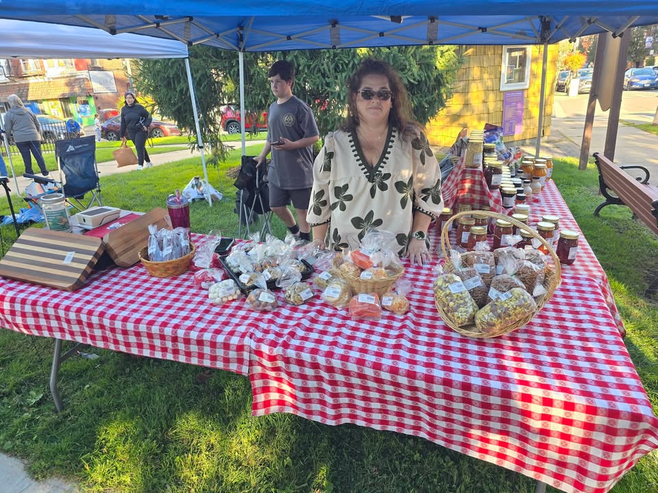 Mohawk Harvest Cooperative Market